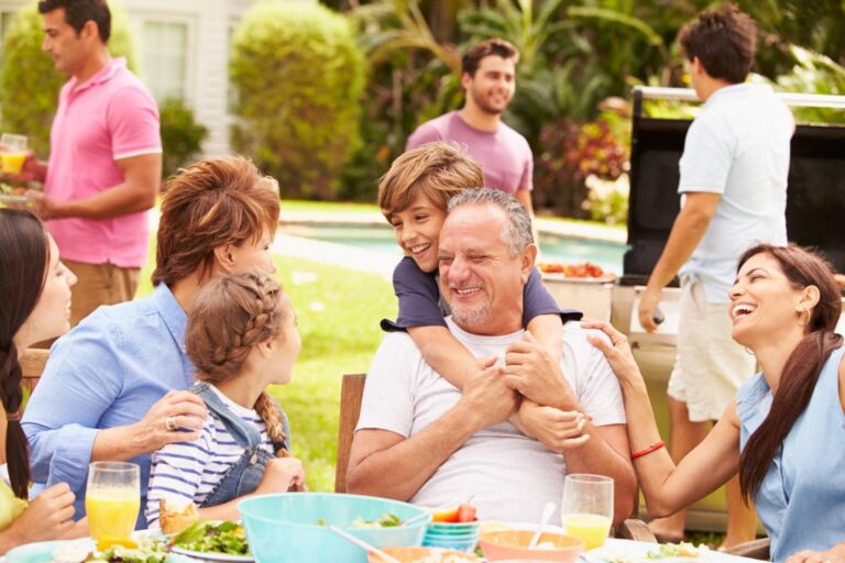 How to Throw an Awesome Backyard Party