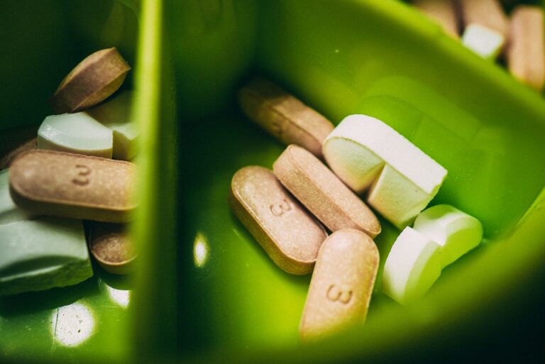 6 Dietary Supplement Purchasing Errors and How to Avoid Them