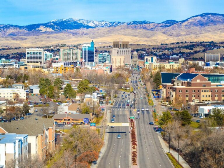 Navigating the Gem State with Ease: Discover the Top Boise, Idaho Movers