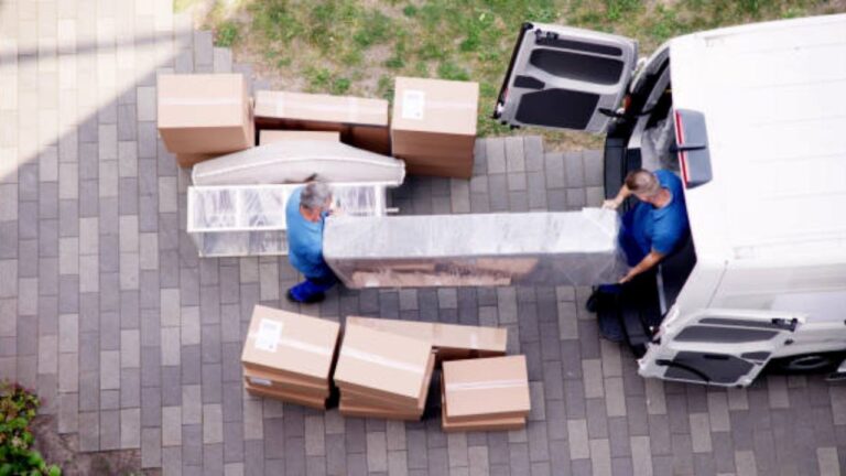 Smooth Relocation: Finding Reliable Movers in Lawrence, KS