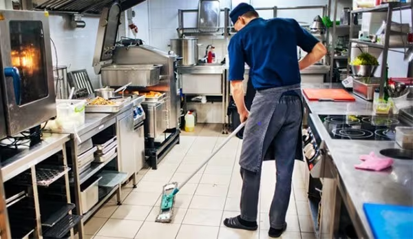 From Floor To Ceiling: The Ultimate Restaurant Cleaning Guide