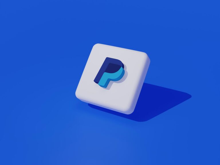 PayPal Launches PYUSD Stablecoin in Digital Currency