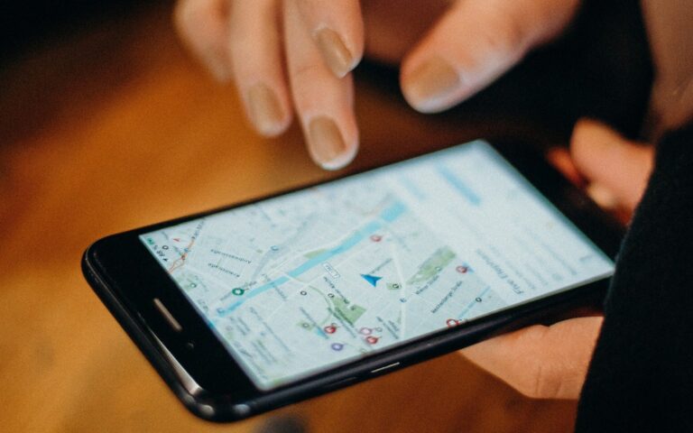 How to Track Someone’s Mobile Device on Google Maps Anonymously