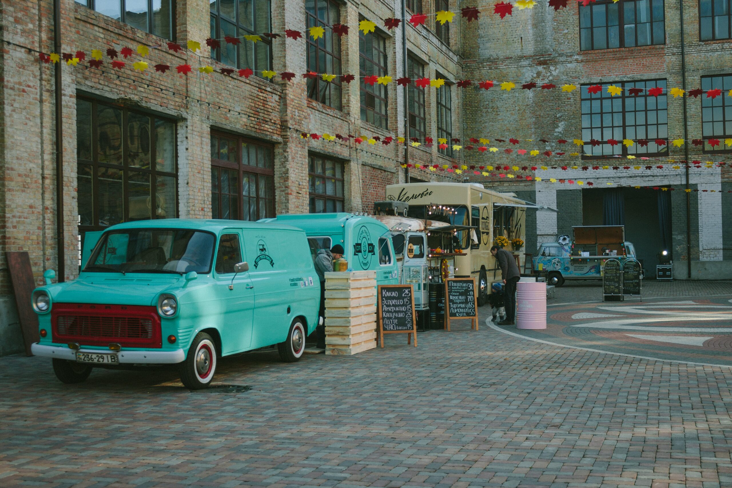 10. BFT The Art of Food Pairing Enhancing Event Menus with Food Trucks scaled