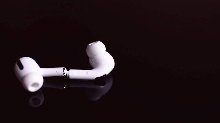 Earphones – Developments and news