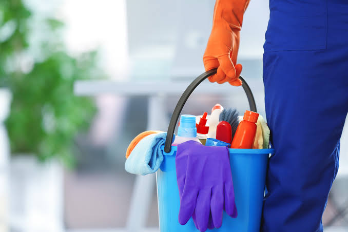 The Ultimate Move-Out Cleaning Checklist: Ensuring Your Deposit Return