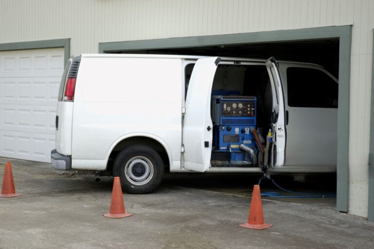 Looking to Buy a Truck Mount Carpet Cleaner? Here’s What You Need to Know