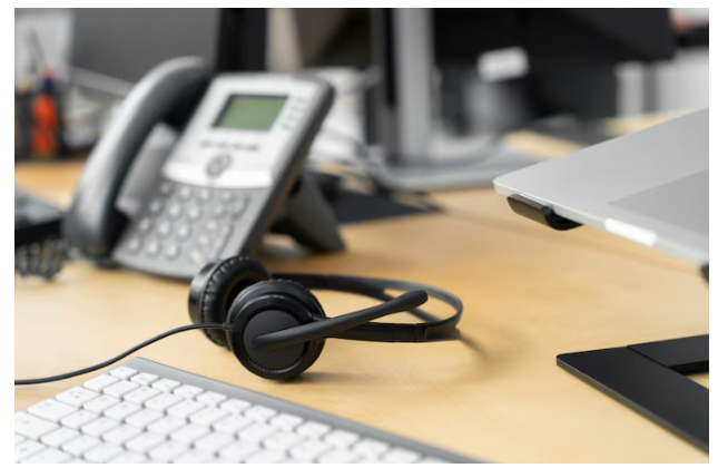 Cutting Costs, Boosting Quality: Why Businesses Are Switching to VoIP Phone Service