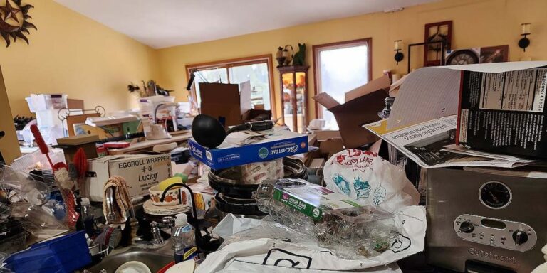 Navigating the Psychological Challenges of a Hoarder House Sale