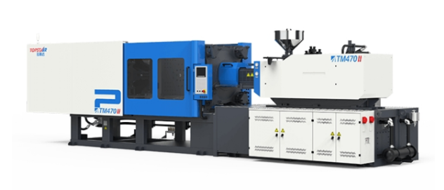 What is the difference between a single and multi-cavity mold for an injection molding machine