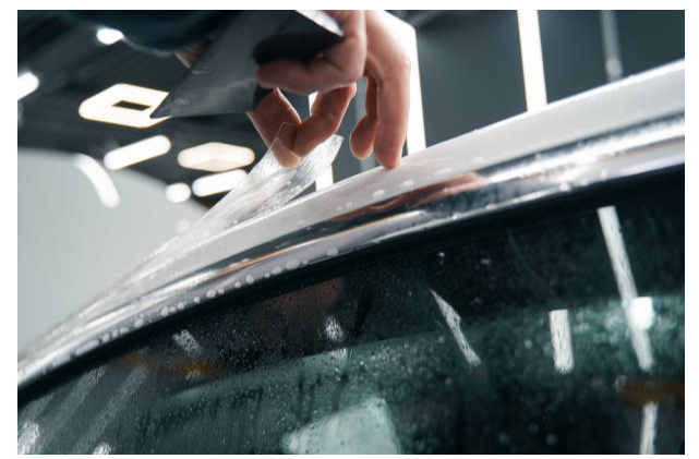 Comparative Analysis: Paint Protection Film for Cars vs. Traditional Waxing