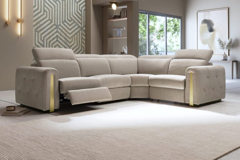 The Benefits of Recliner Sofas: Why You Should Consider One for Your Living Room