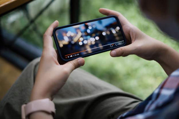 How to Find a Mobile Plan That Fits Your Streaming Needs