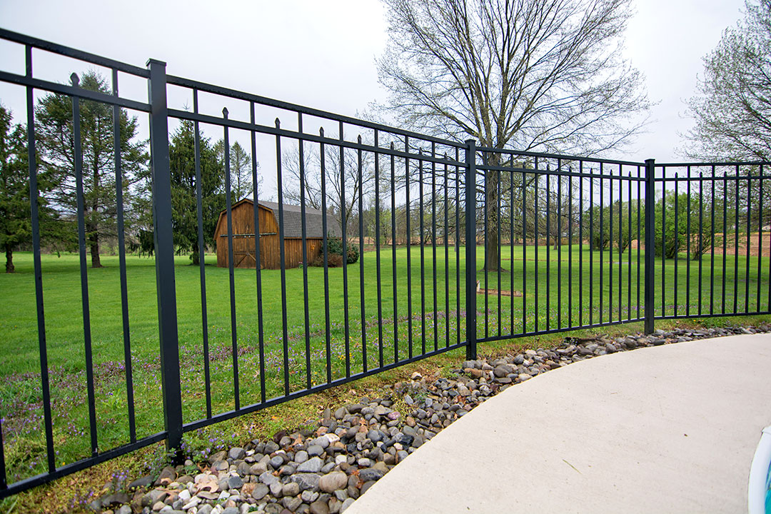 Flat Top Aluminum Fence