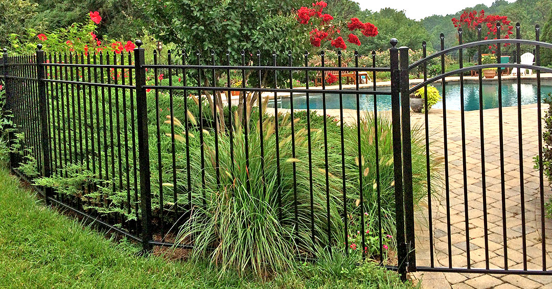 Spear Top Aluminum Fence