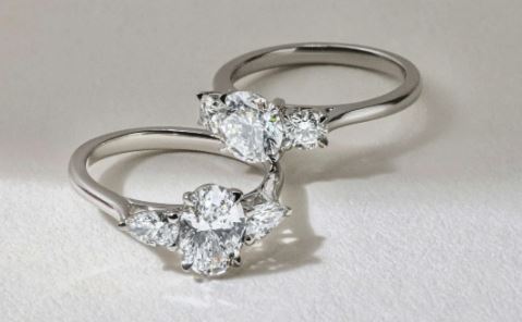 A Token of Love for Mom – Lab Diamond Ring: Exquisite Elegance