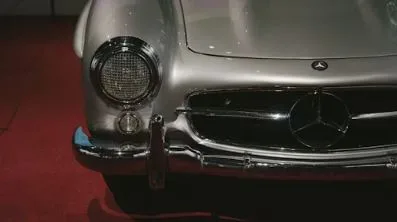 Bespoke Taillights: The Contemporary Builders and Restorers Perspective on Engineering Masterpieces