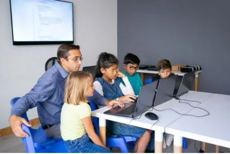 The Rise of EdTech Micro-Schools: A Business Opportunity in Disruption