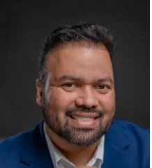 Brazilian becomes a reference in business and corporate education in the US after creating a billion-dollar ecosystem