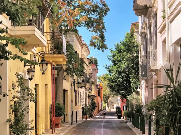 Discovering Athens: A Journey Through Its Historic Streets and Vibrant Evenings