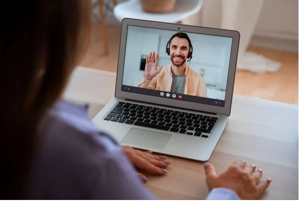 How Online Dating Is Reshaping Relationships Across the US