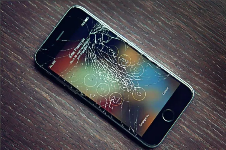 Is Your iPhone Still Worth Anything After a Screen Crack? How to Sell It for Cash in Las Vegas