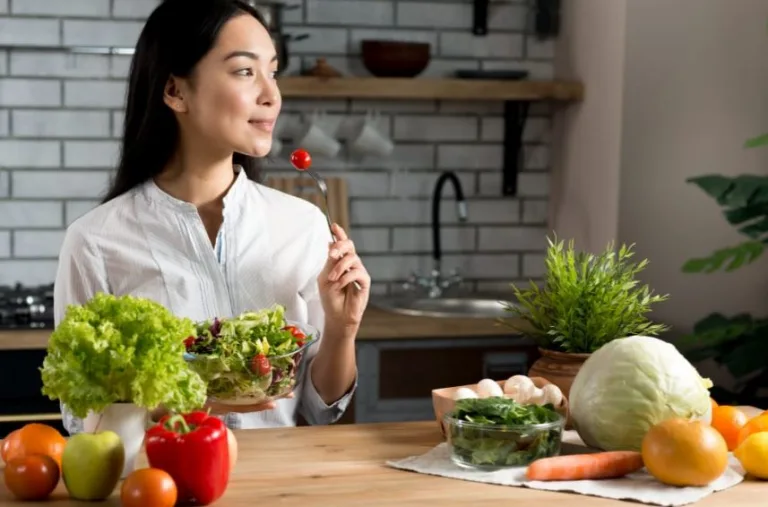 Eat Smart, Live Better: Dietary Tips for Lyme Symptom Relief