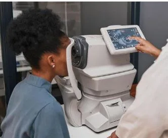 Want to Ditch the Glasses After Cataract Surgery? It’s Possible With the Right Surgeon
