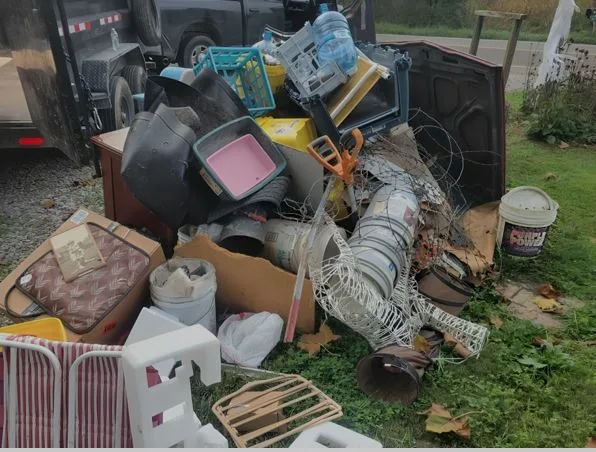 Junk Removal La Jolla: Clearing Clutter with Confidence