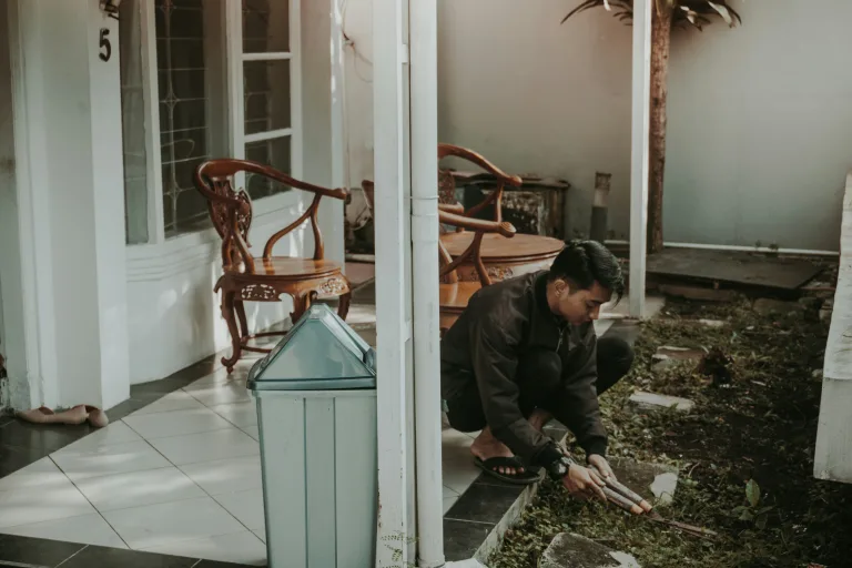 5 DIY Projects Homeowners Must Avoid (and Let Experts Handle)