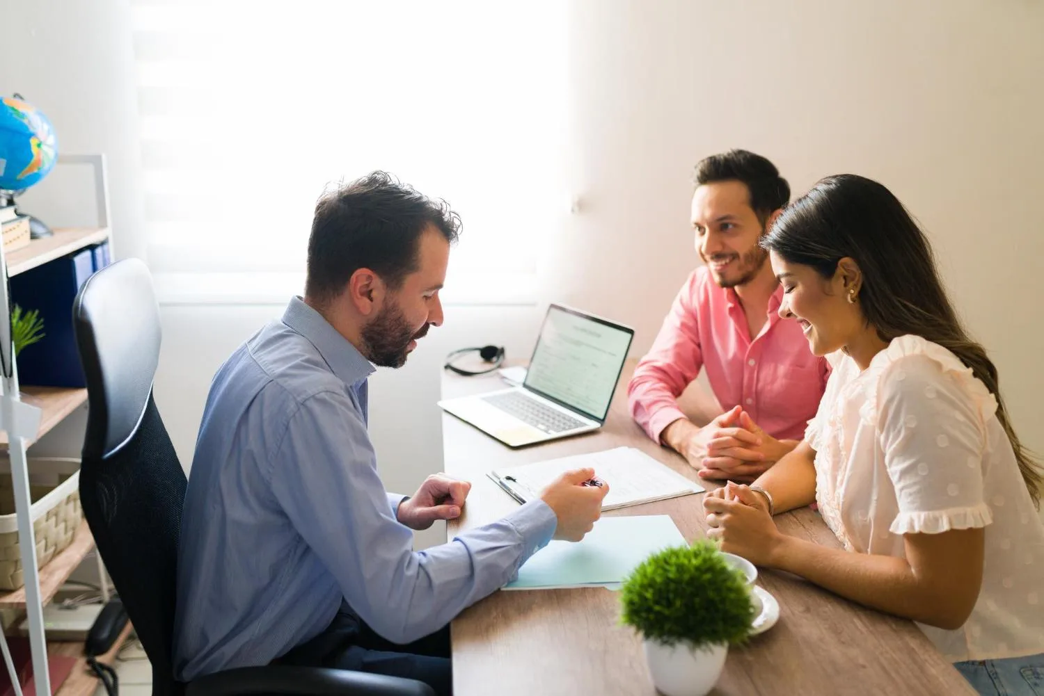 The Growing Market for Expat Mortgages in the UK: Opportunities for Investors