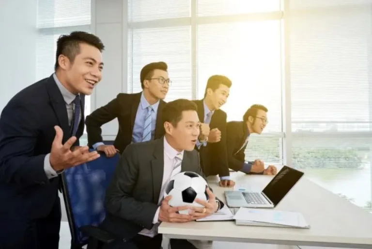 Mastering Sports Management: Advance Your Career Doing What You Love