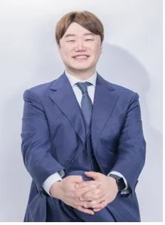 [Interview] Punkvism CEO Hyunki Hwang: “The Blockchain Wave, the Korean Wave, and the Crypto Bull Market – The Window of Opportunity is Wide Open