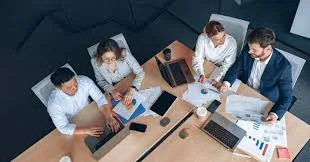5 Key Factors to Consider When Hiring a Digital Marketing Agency