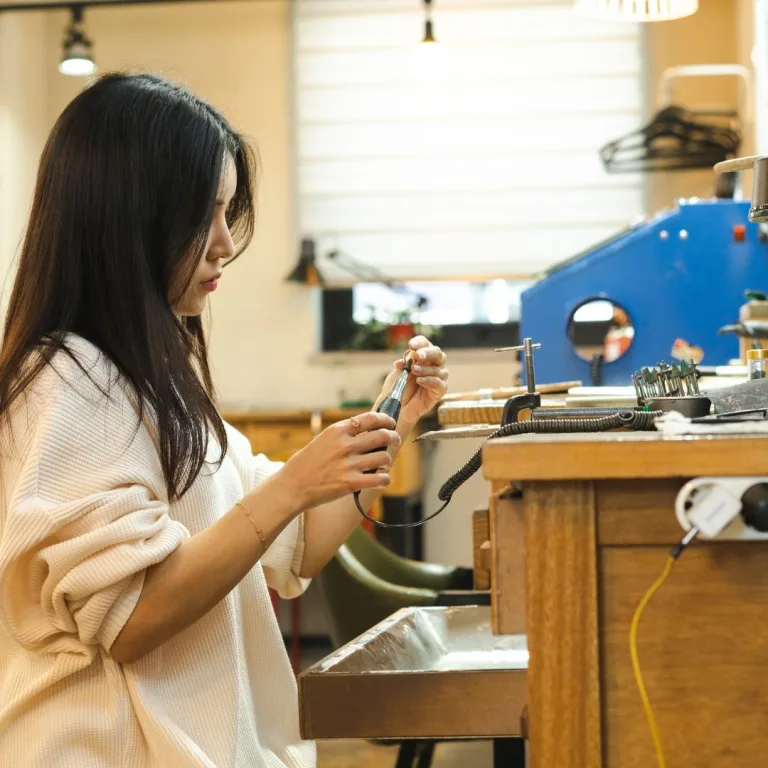How Technology Is Reshaping the Jewellery Industry’s Future