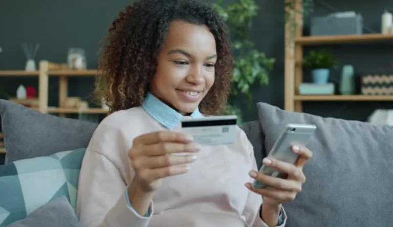 Consumers Turn To Fintech Solutions Amidst Tough Economic Times