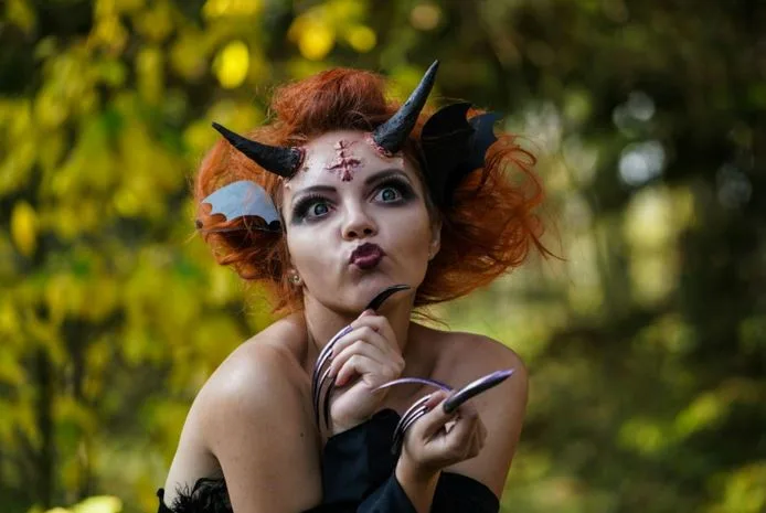 When Costume Trends Go Viral: The Cultural Power of Costume Fashion