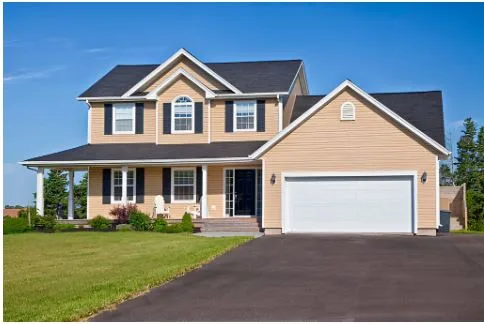 The Role of Professional Roofing and Siding Contractors in Long-Term Home Protection