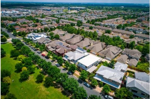 Hillside Houses & Harbor Homes: Hot Homing Strategies for Duluth