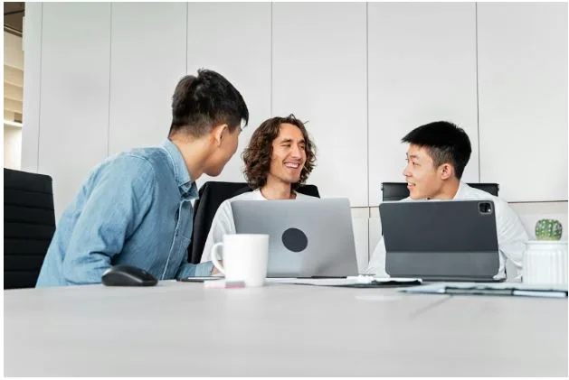 How to Build a Strong Team of Employees