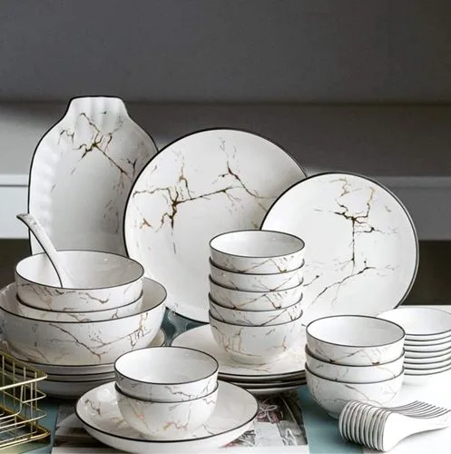 Innovation and Customization in Modern Manufacturing: White Porcelain Tableware and Stainless Steel Niches