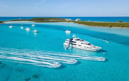 BahamasMotorYachts Releases New Luxury Exuma Yacht Charter Guide & the Ultimate Round-Trip Itinerary
