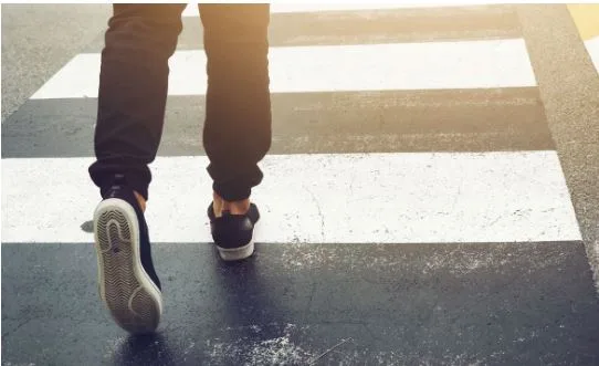 Understanding How a Road Crosswalk Projection Light Improves Pedestrian Safety