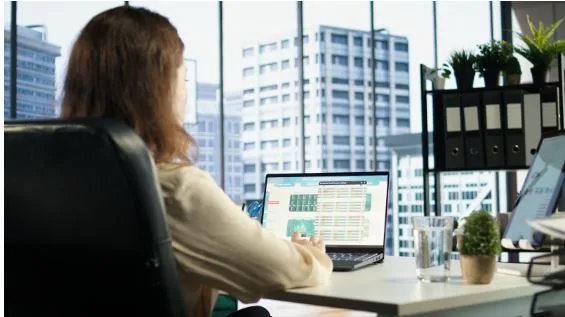 The Real Estate Boom in Los Angeles: How Technology is Transforming Property Transactions and Relocations