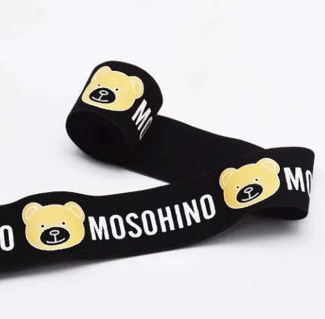 How Chinese Trim Manufacturers Support Global Clothing Brands