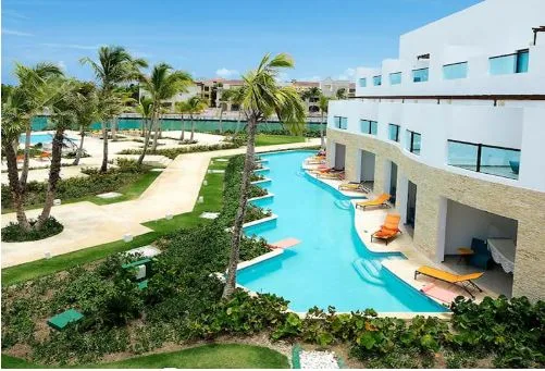 Reviews, Reddit, and Reputation: How Consumers Interpret Online Commentary About Timeshare Cancellation Resource Center