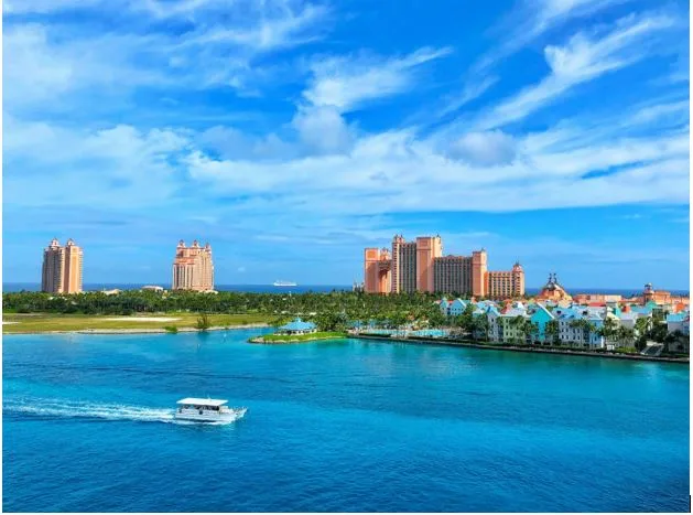 Benefits of Exploring New Places with a Local Guide