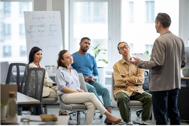 Leadership Workshops That Teach Problem-Solving Through Design Thinking