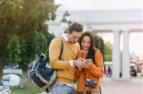 eSIMs for International Travel: HOLASIM Expands Global Connectivity