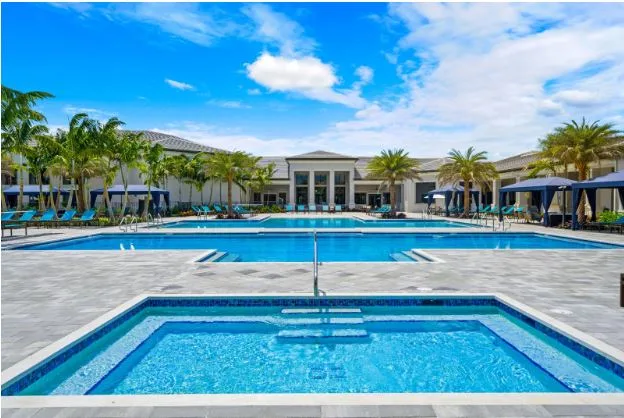 A Lifetime of Leadership: How Itzhak Ezratti Built a Legacy That Lasts